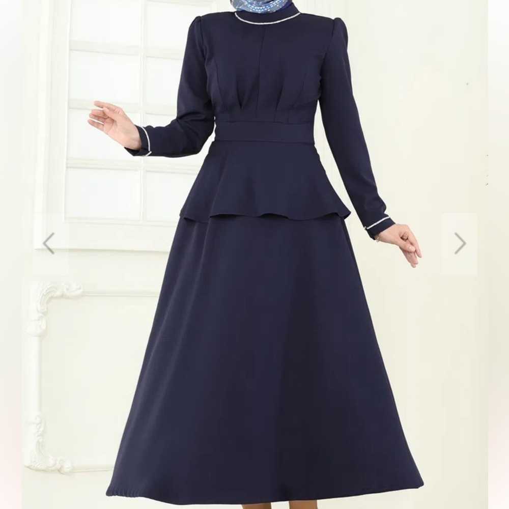 Elegant women navy blue two piece skirt set size 42EU new long